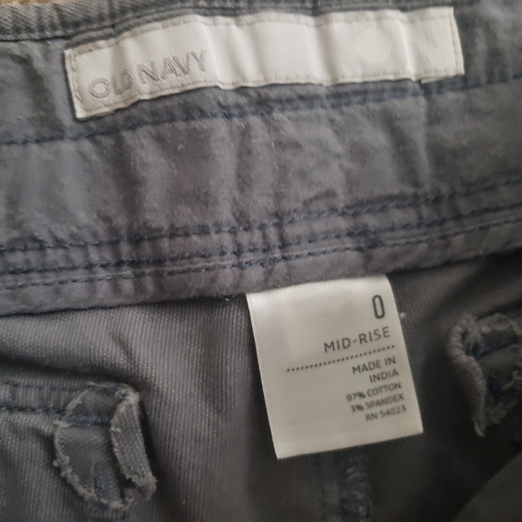 Old navy size 0 shorts - Picture 6 of 6